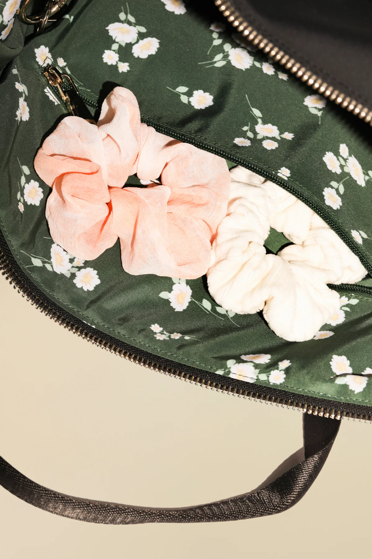 Belladonna Duffle - Black - Image 9