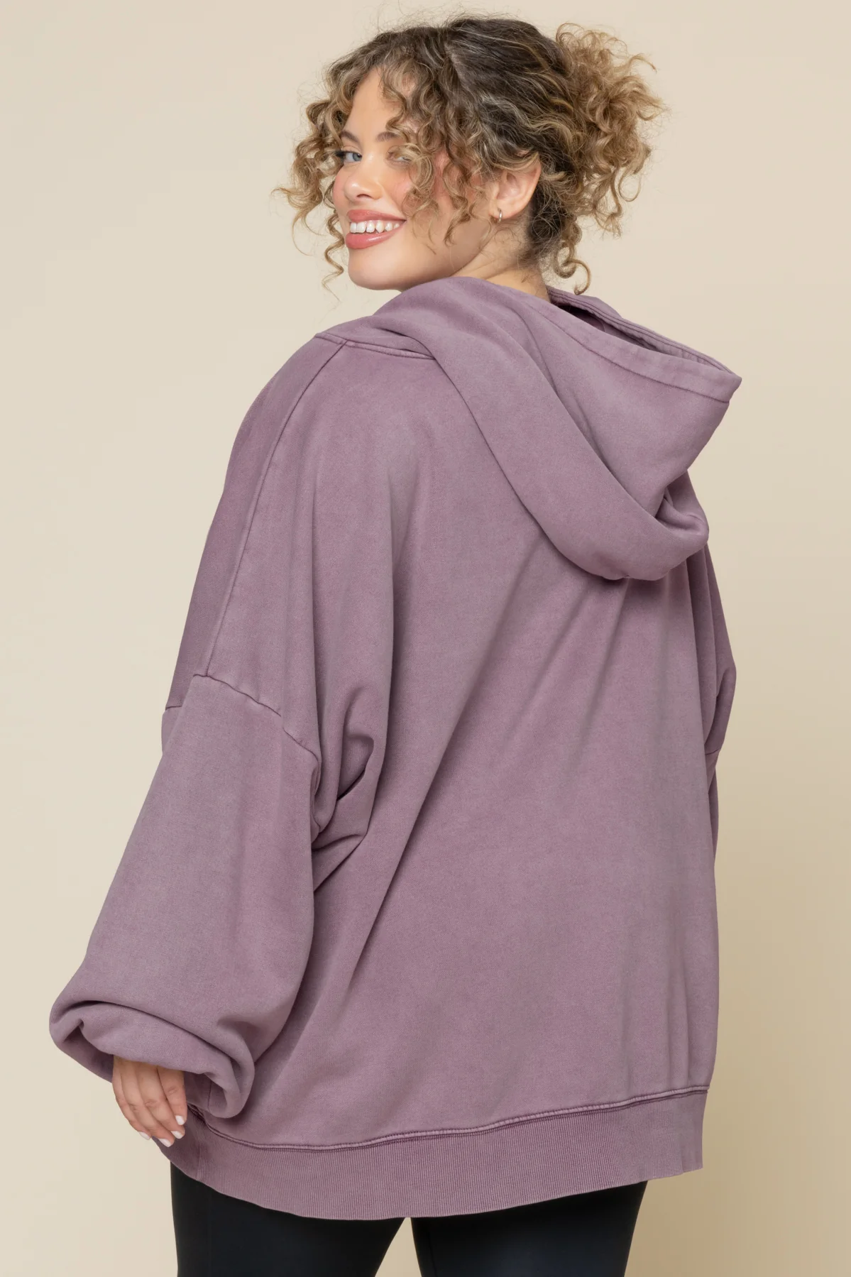 Boxy Boyfriend Hoodie - Vintage Crimson - Image 10