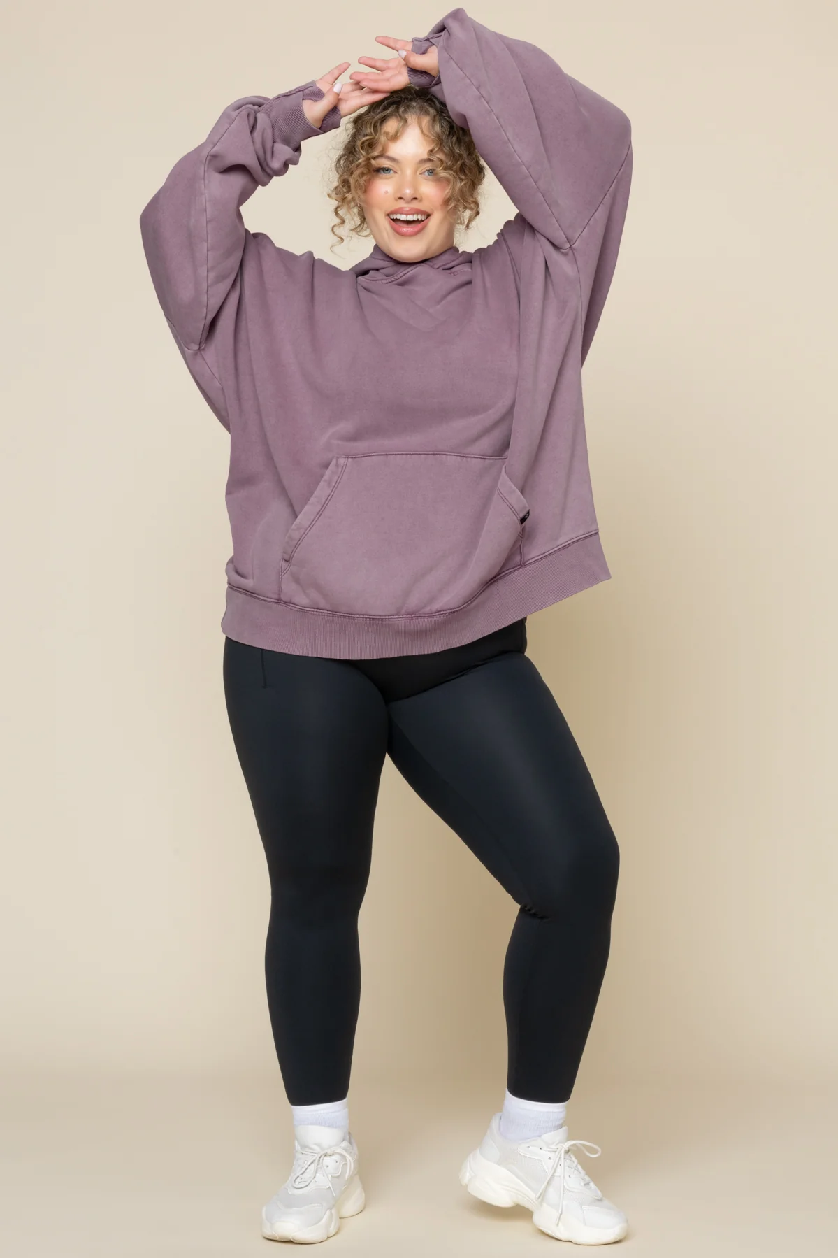 Boxy Boyfriend Hoodie - Vintage Crimson - Image 4