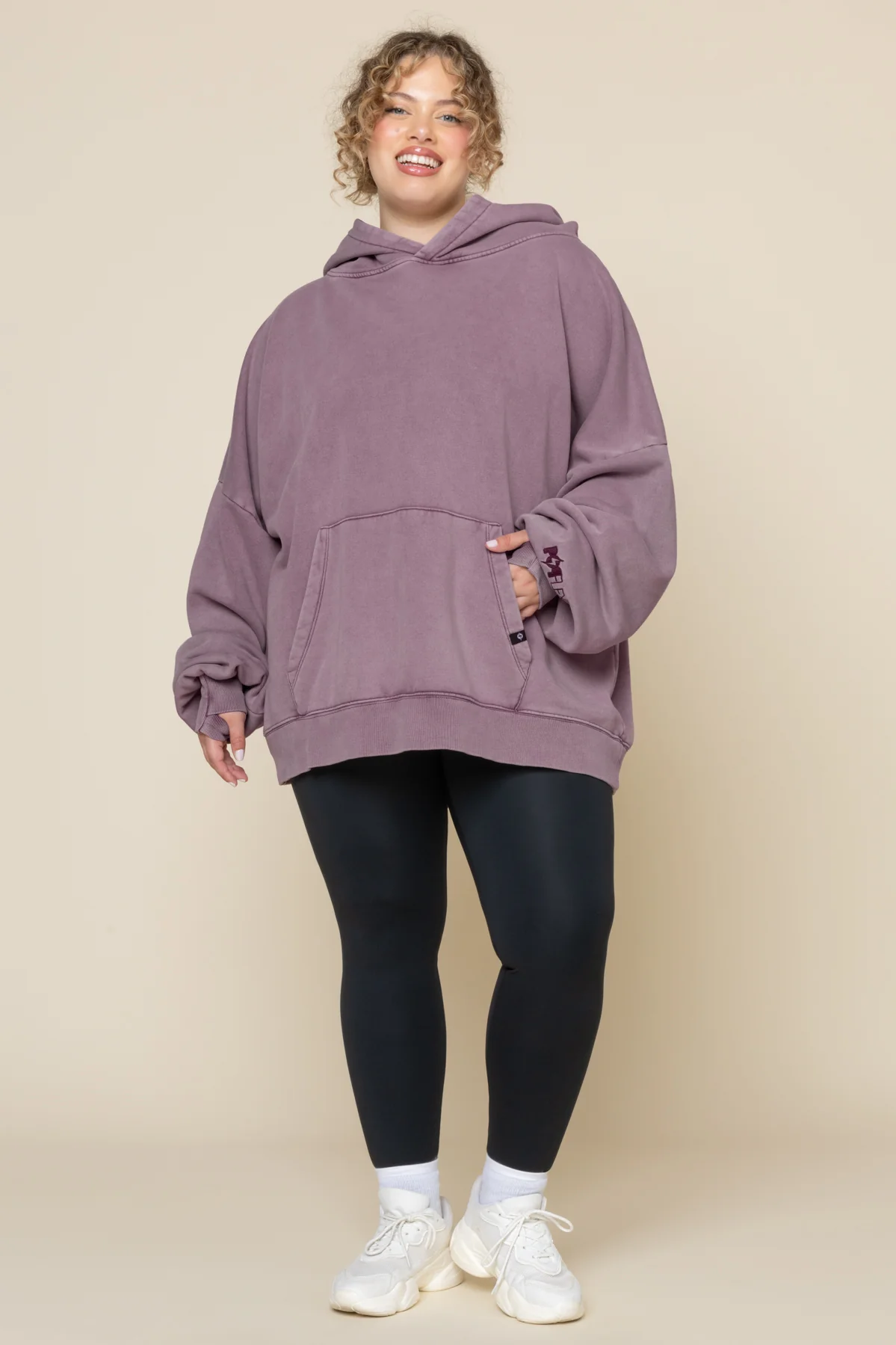 Boxy Boyfriend Hoodie - Vintage Crimson - Image 7