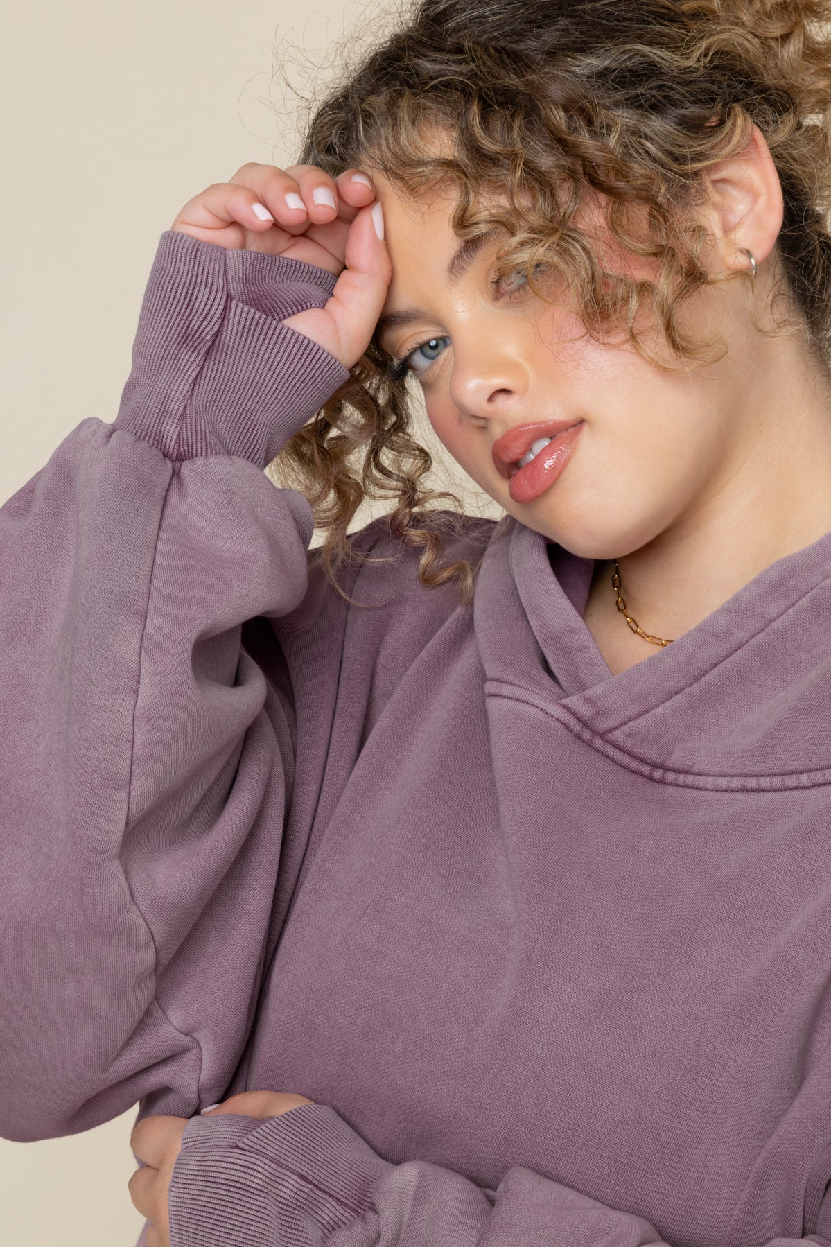 Boxy Boyfriend Hoodie - Vintage Crimson - Image 9