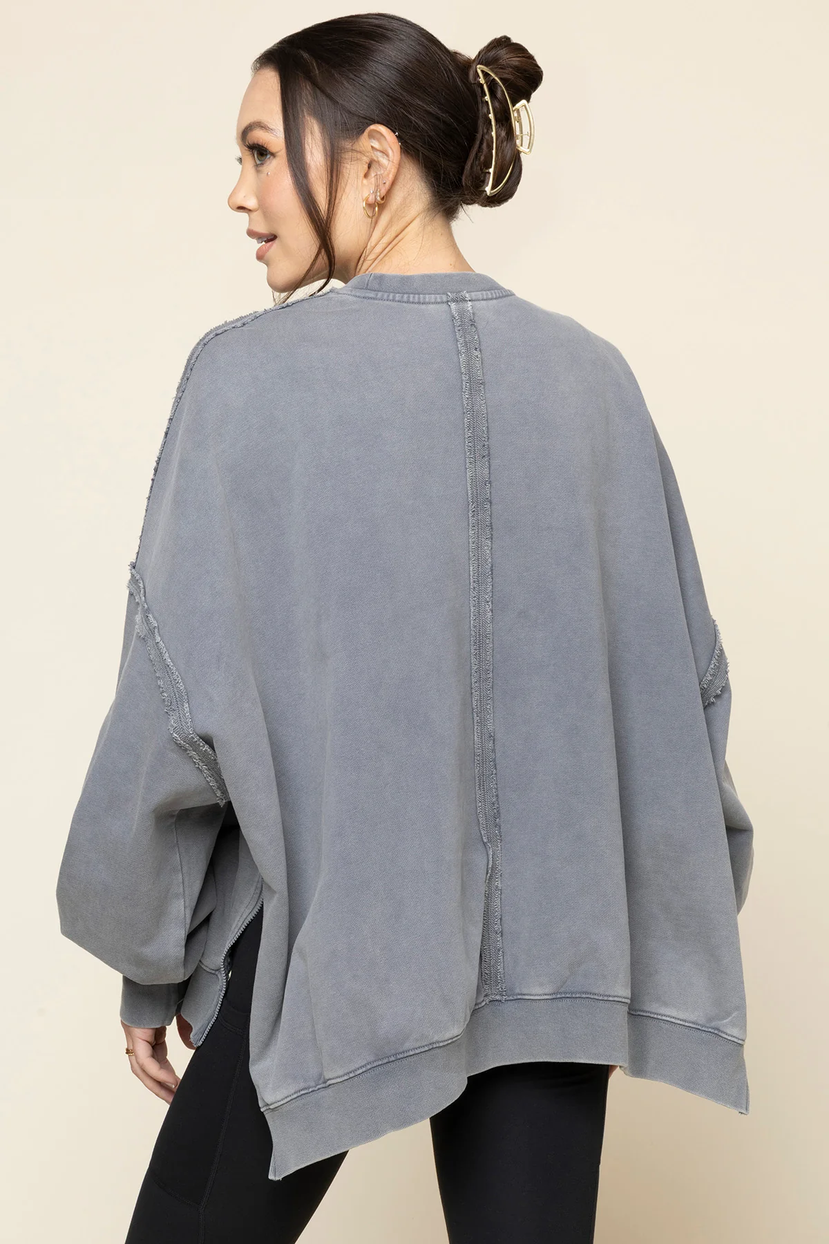 Boxy Crewneck - Vintage Grey - Image 2
