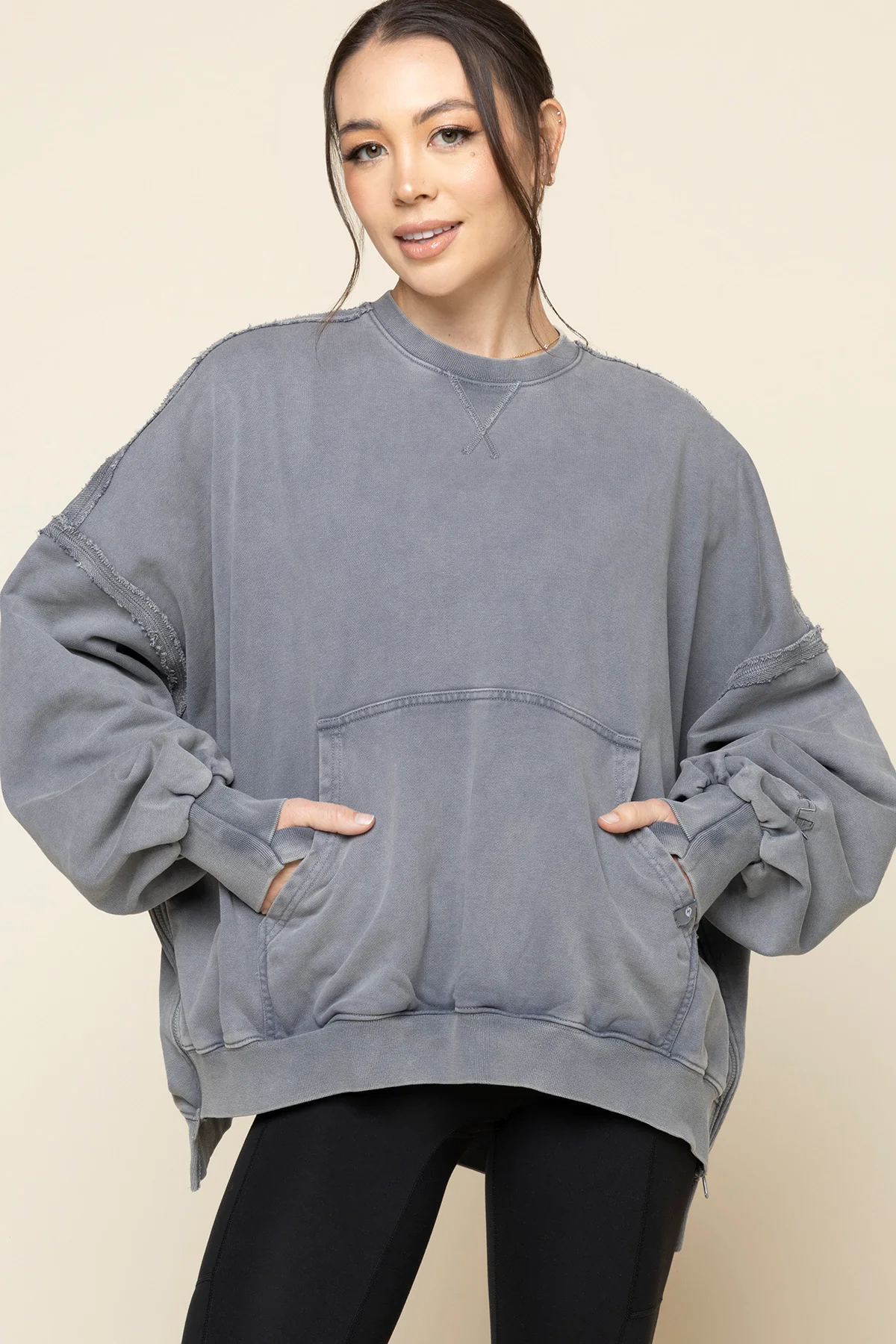 Boxy Crewneck - Vintage Grey - Image 6
