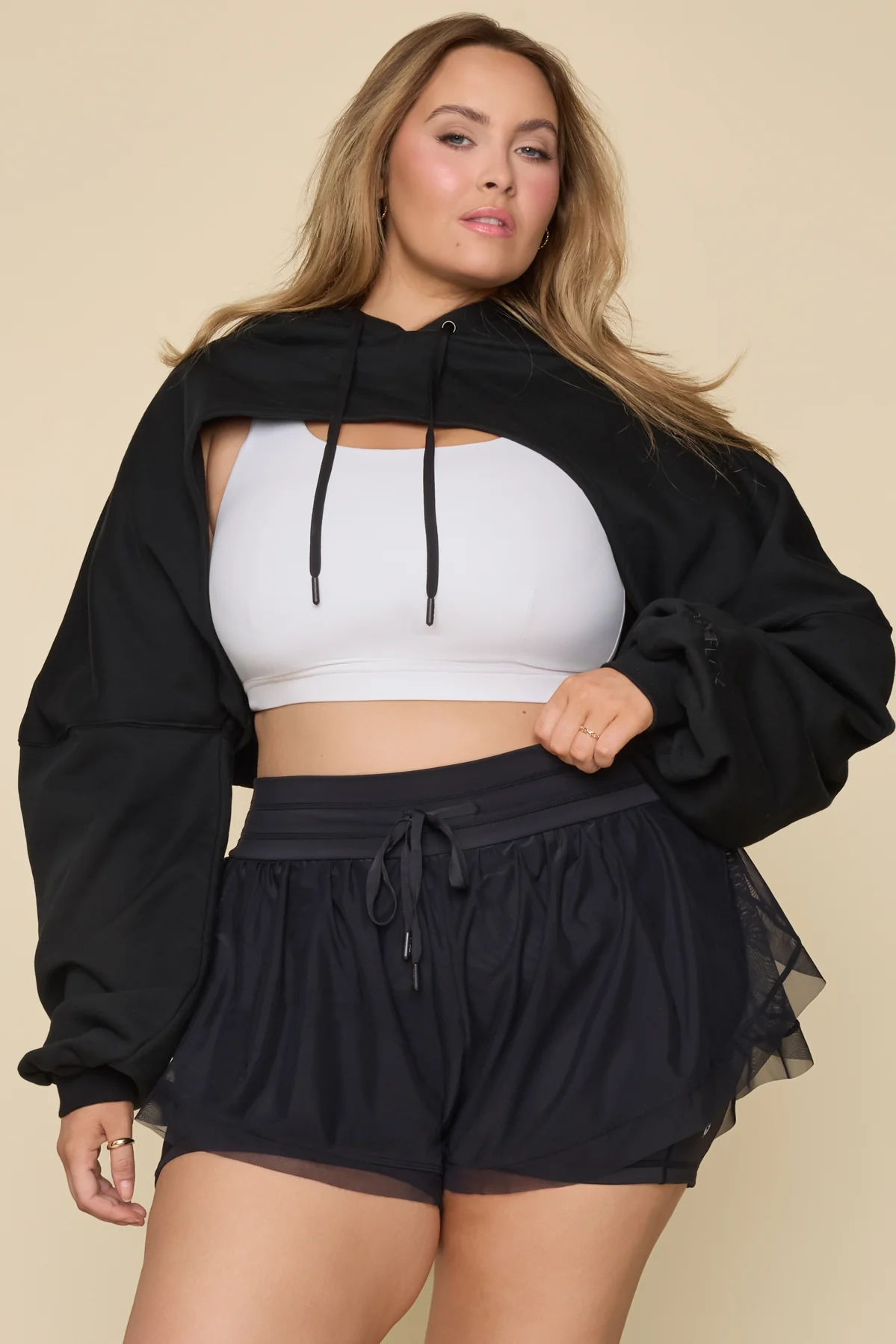 Cadence Short - Black - Image 4