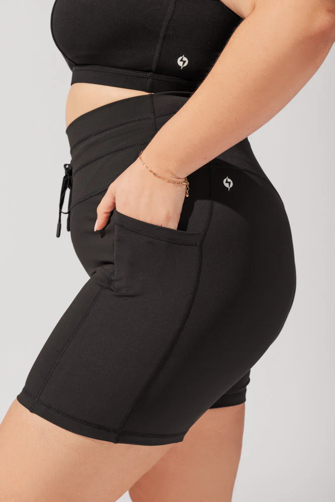 Cargo Booty Short - Black - Image 3