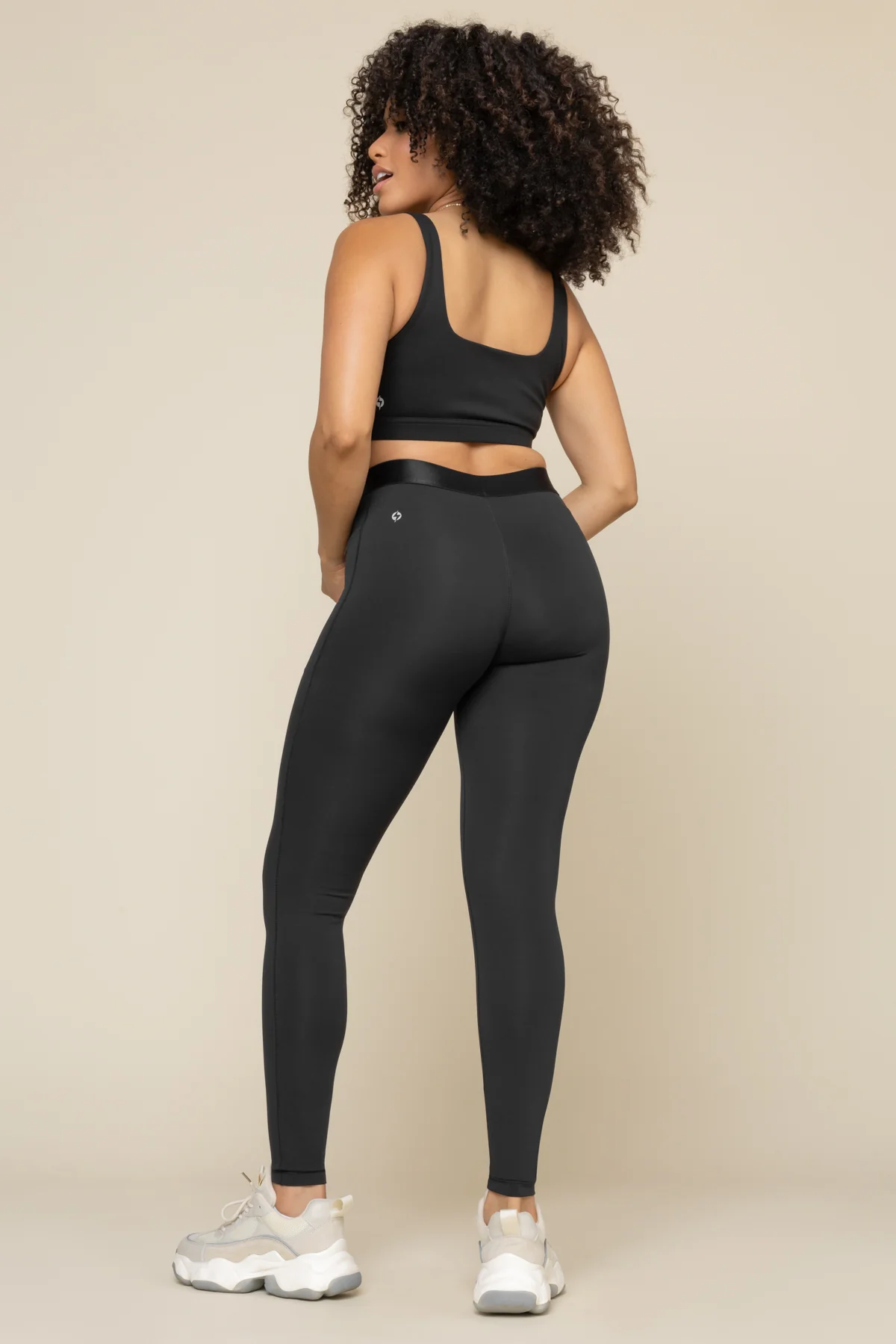 Contour Legging - Black - Image 8