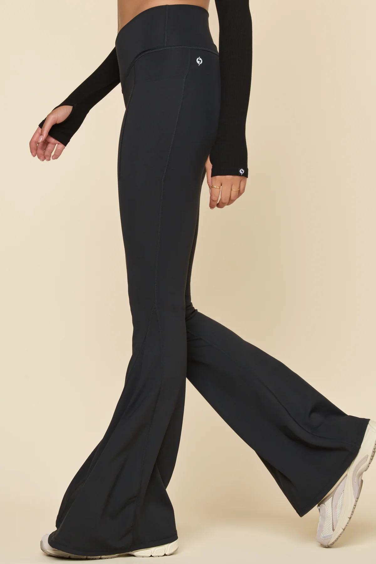 Crisscross Hourglass® Bell Bottom with Pockets - Black - Image 3