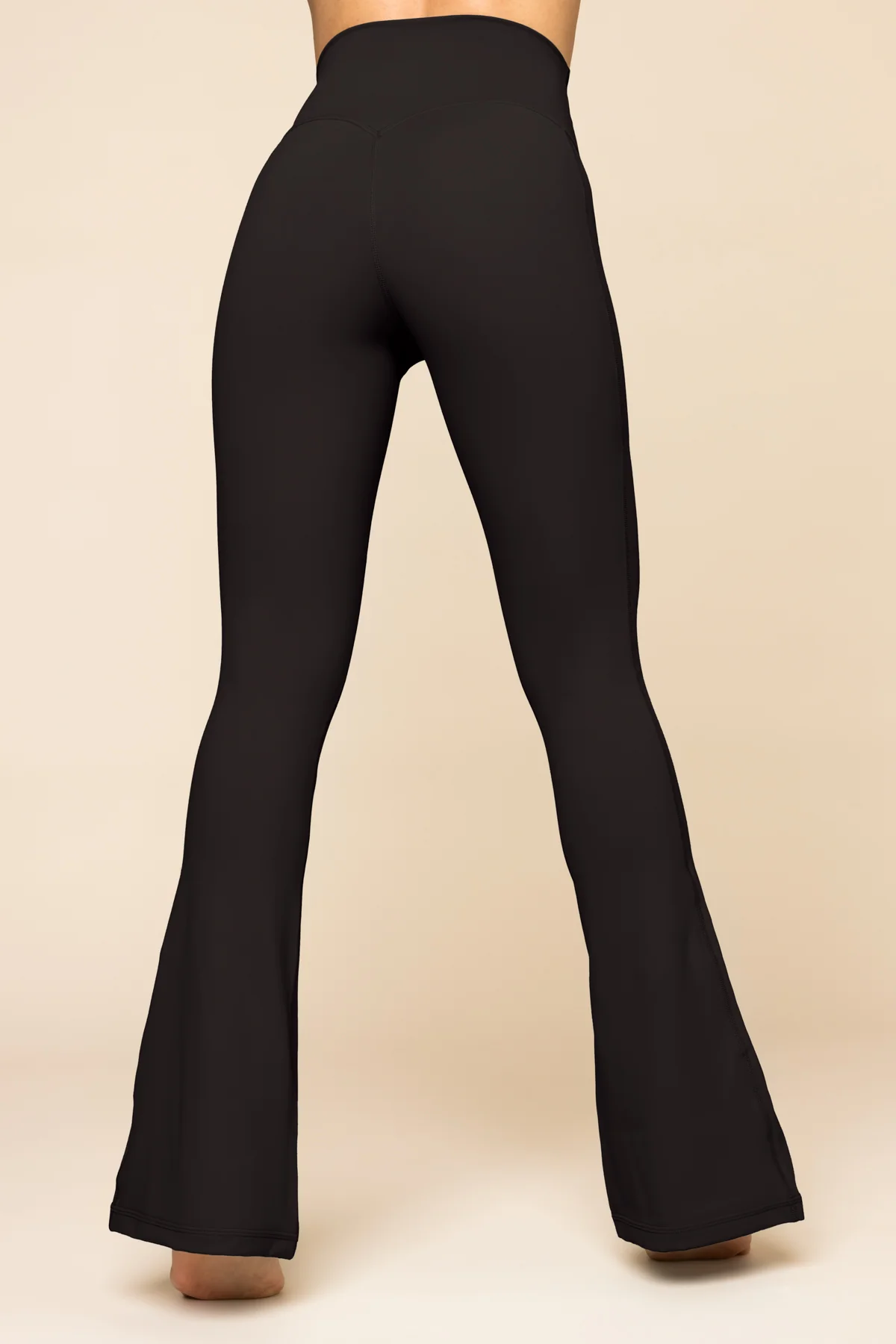 Crisscross Hourglass® Flared Legging with Pockets - Black - Image 4
