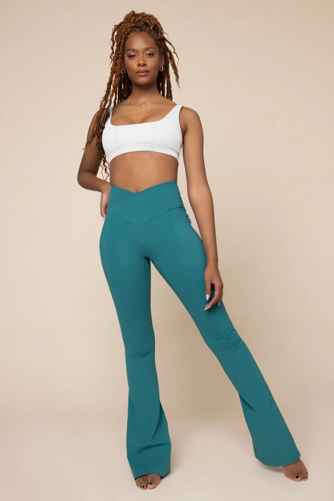 Crisscross Hourglass® Flared Legging with Pockets - Emerald - Image 8