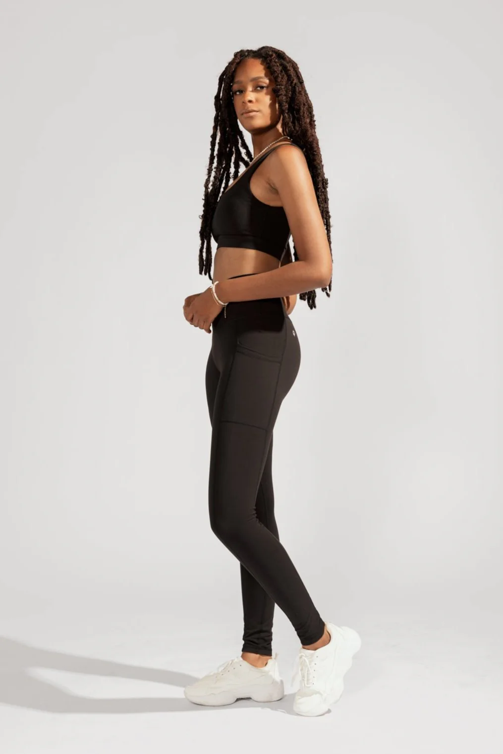 Crisscross Hourglass® Legging with Pockets - Black - Image 7