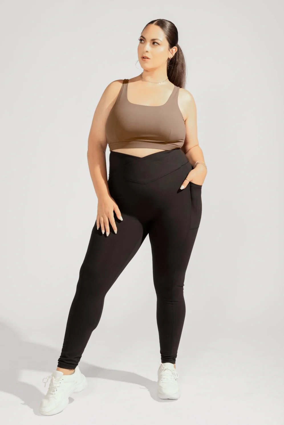 Crisscross Hourglass® Legging with Pockets - Black - Image 8