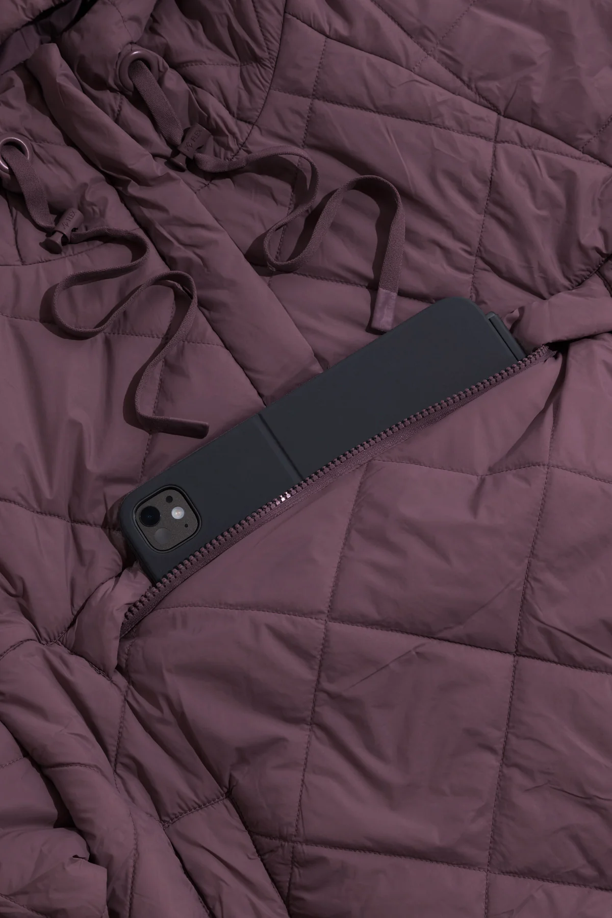 Pillow Packable Puffer Jacket - Huckleberry - Image 10