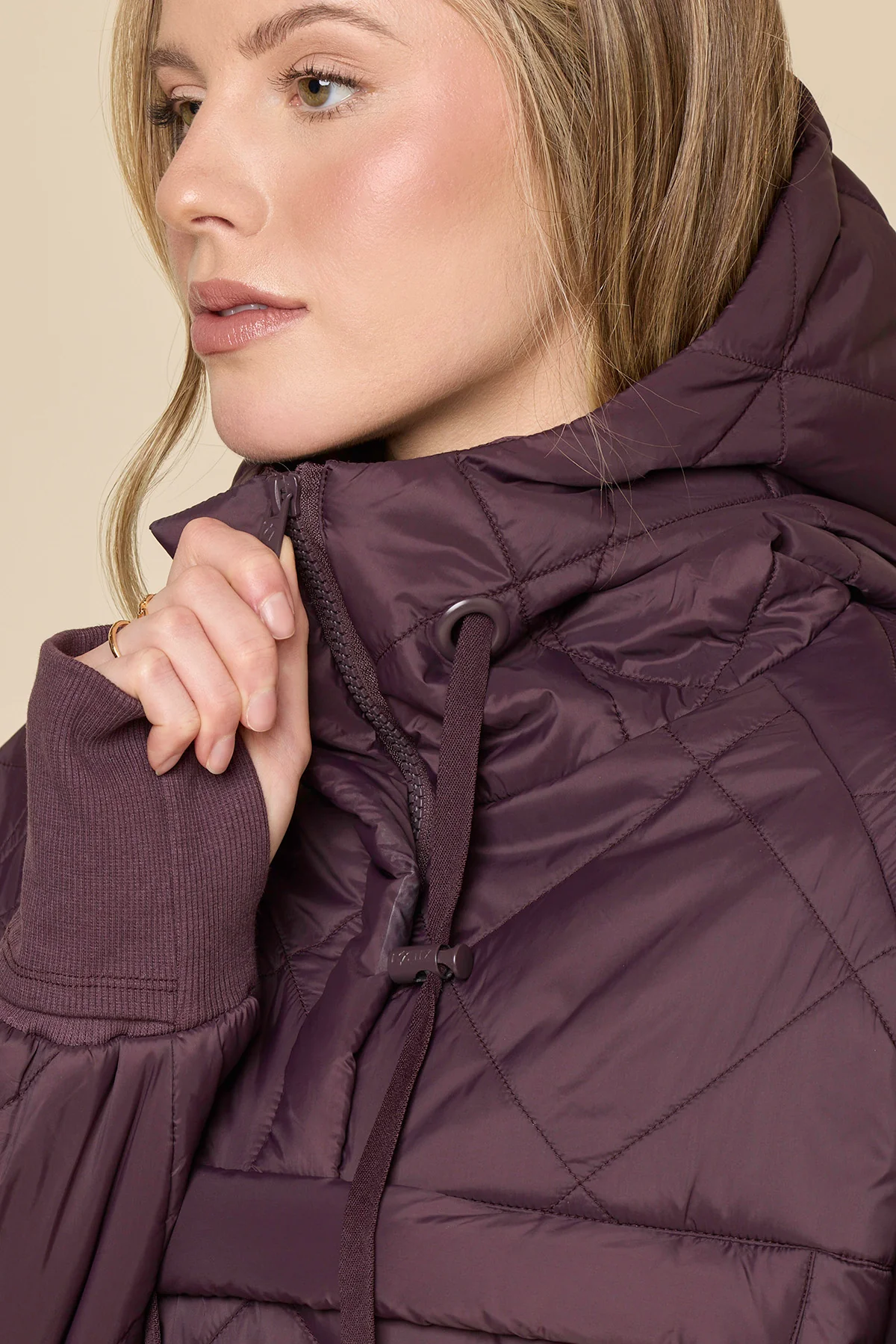 Pillow Packable Puffer Jacket - Huckleberry - Image 8