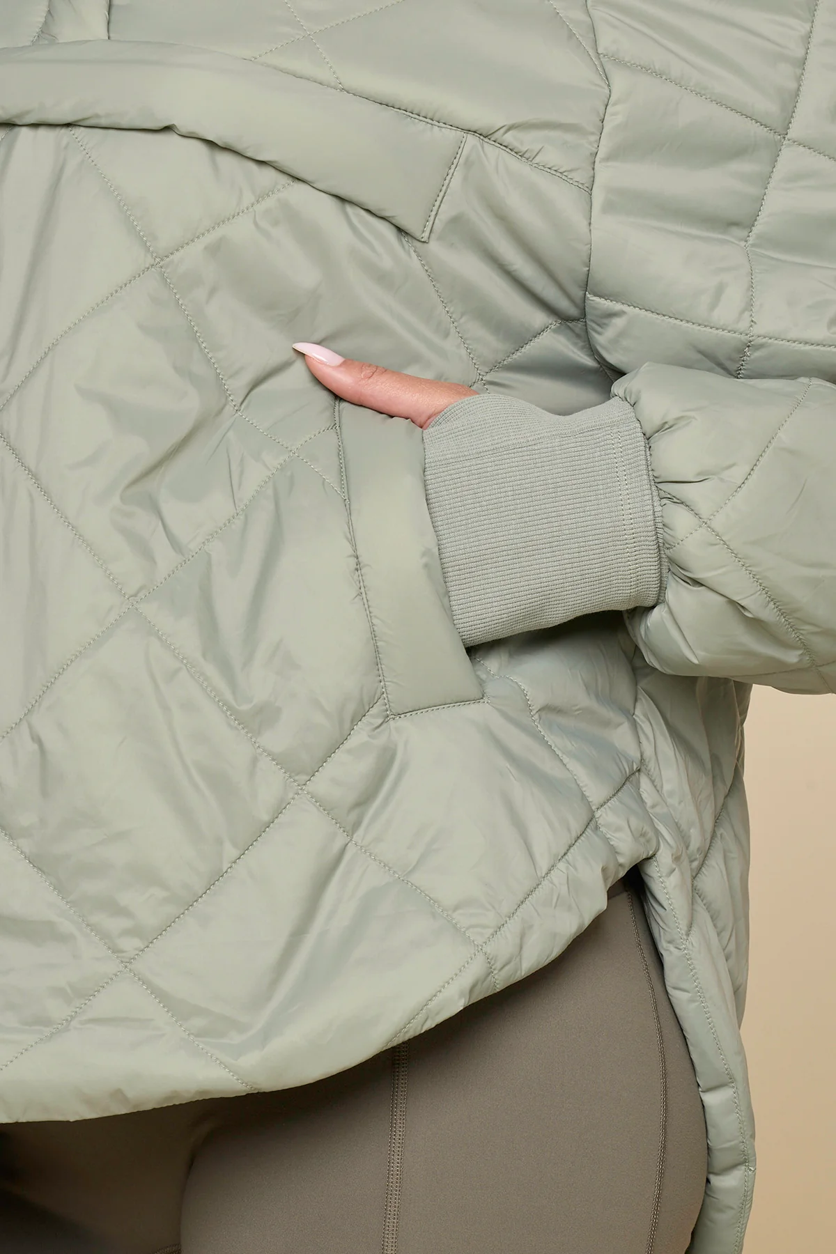 Pillow Packable Puffer Jacket - Light Sage - Image 4