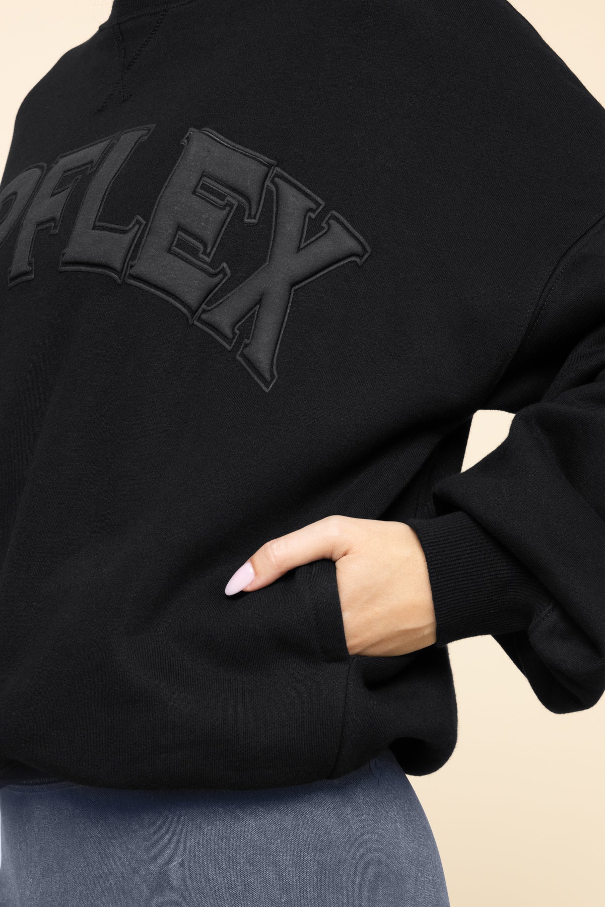POPFLEX® Cloud Crewneck Sweater - Black - Image 2