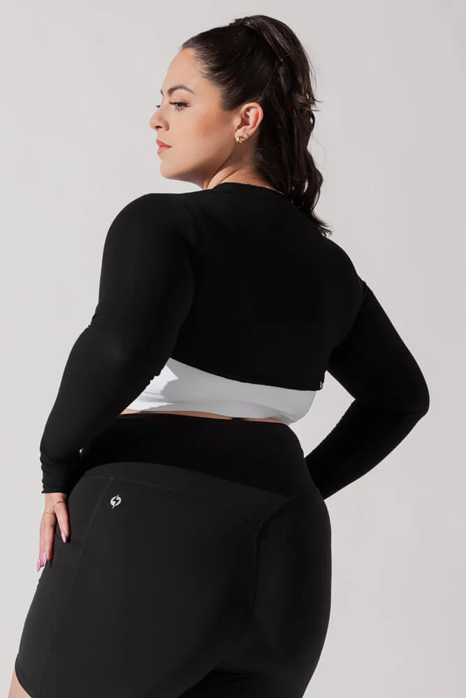 Relevé Ribbed Shrug - Black - Image 5