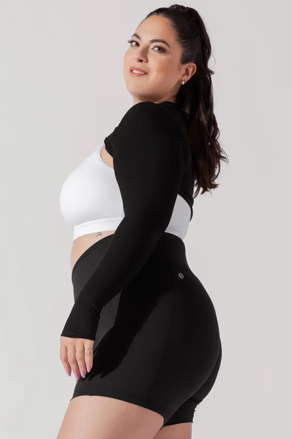 Relevé Ribbed Shrug - Black - Image 7