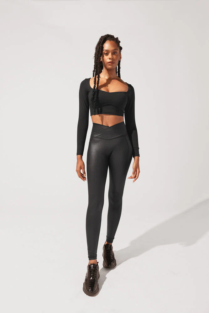 Sweetheart Long Sleeve Crop Top - Black - Image 12