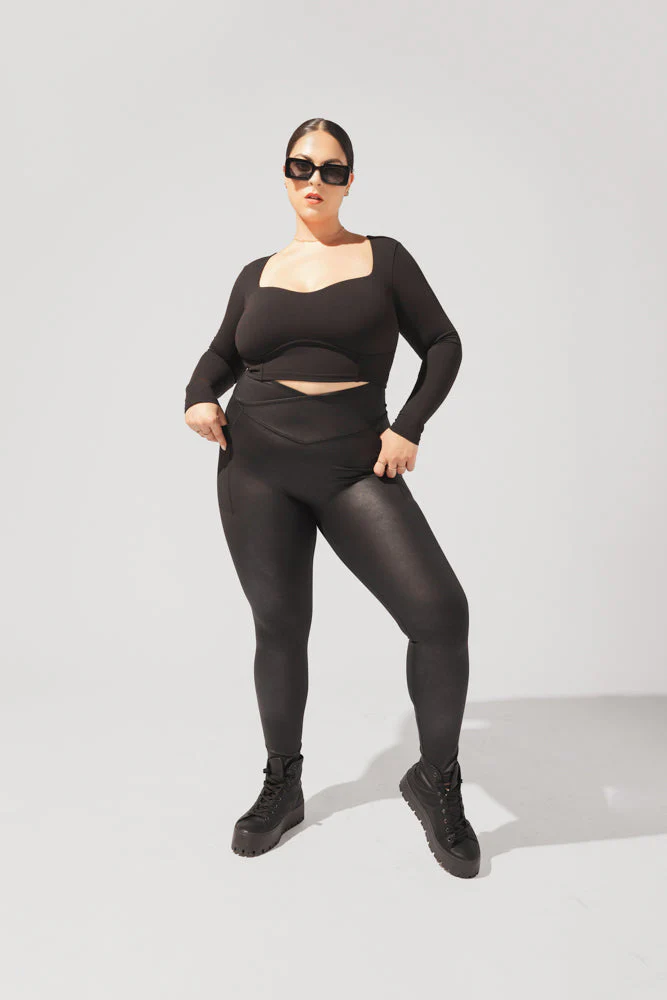 Sweetheart Long Sleeve Crop Top - Black - Image 14